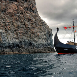 Barco Vikingo Tenerife Ragnarok Avistamiento de Ballenas 8