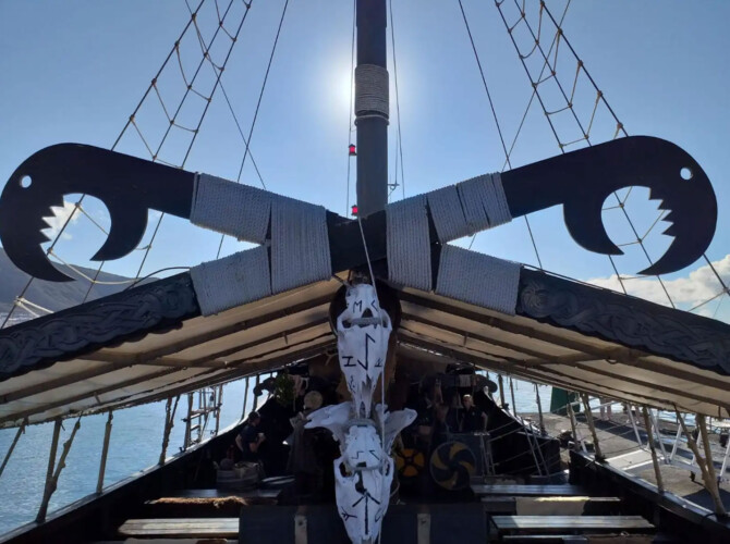 Barco Vikingo Tenerife Ragnarok Avistamiento de Ballenas 9