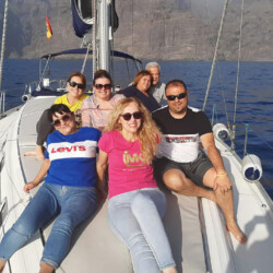 Avistamiento de ballenas con sangría en Tenerife 4